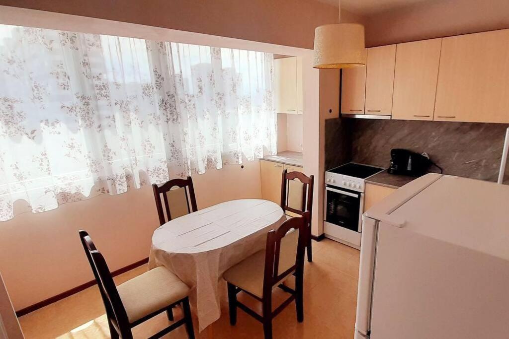 Soc Apartment Close To The Center Μπουργκάς Εξωτερικό φωτογραφία